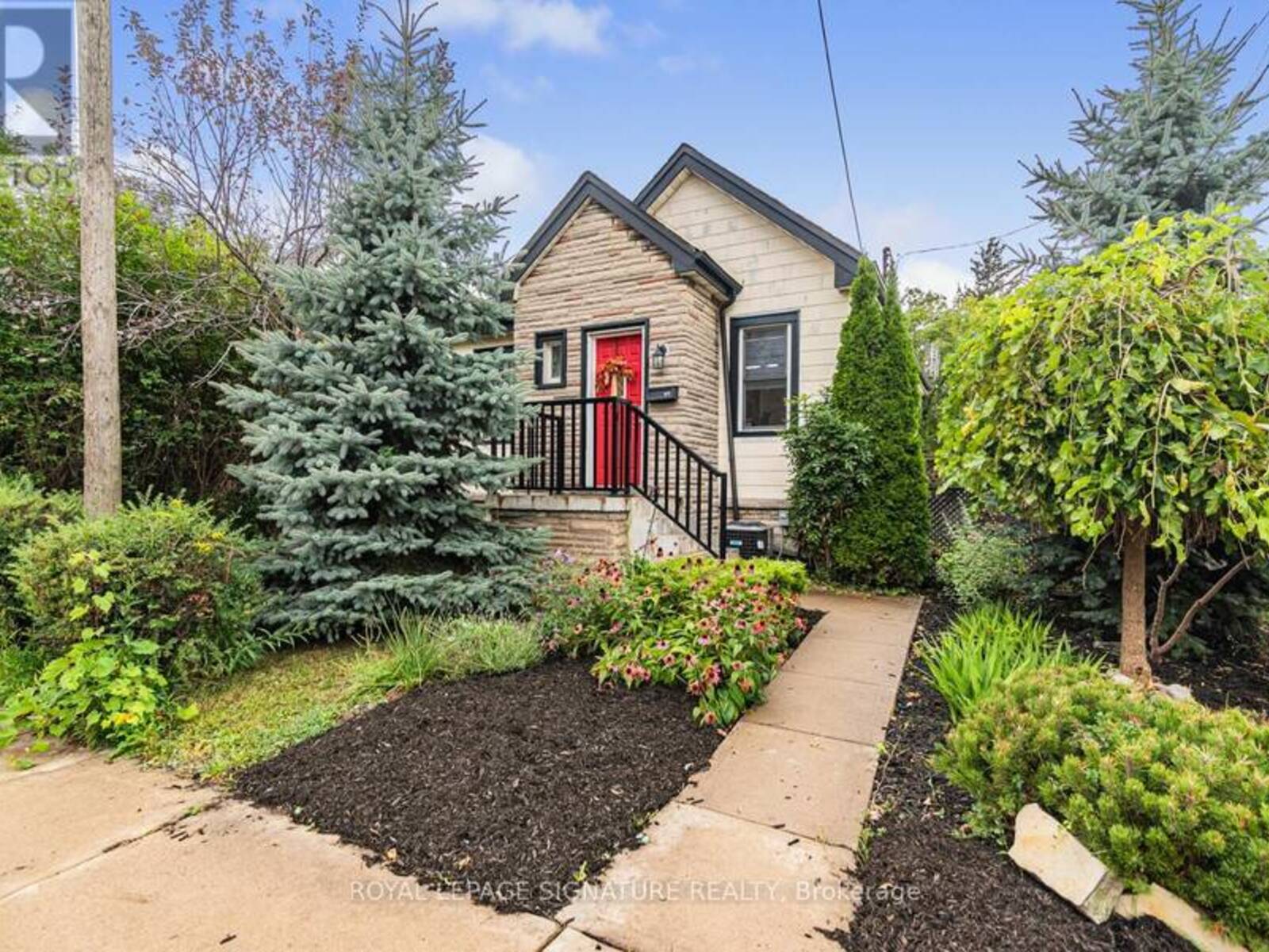 62 EAST 14TH STREET, Hamilton, Ontario L9A 4B5