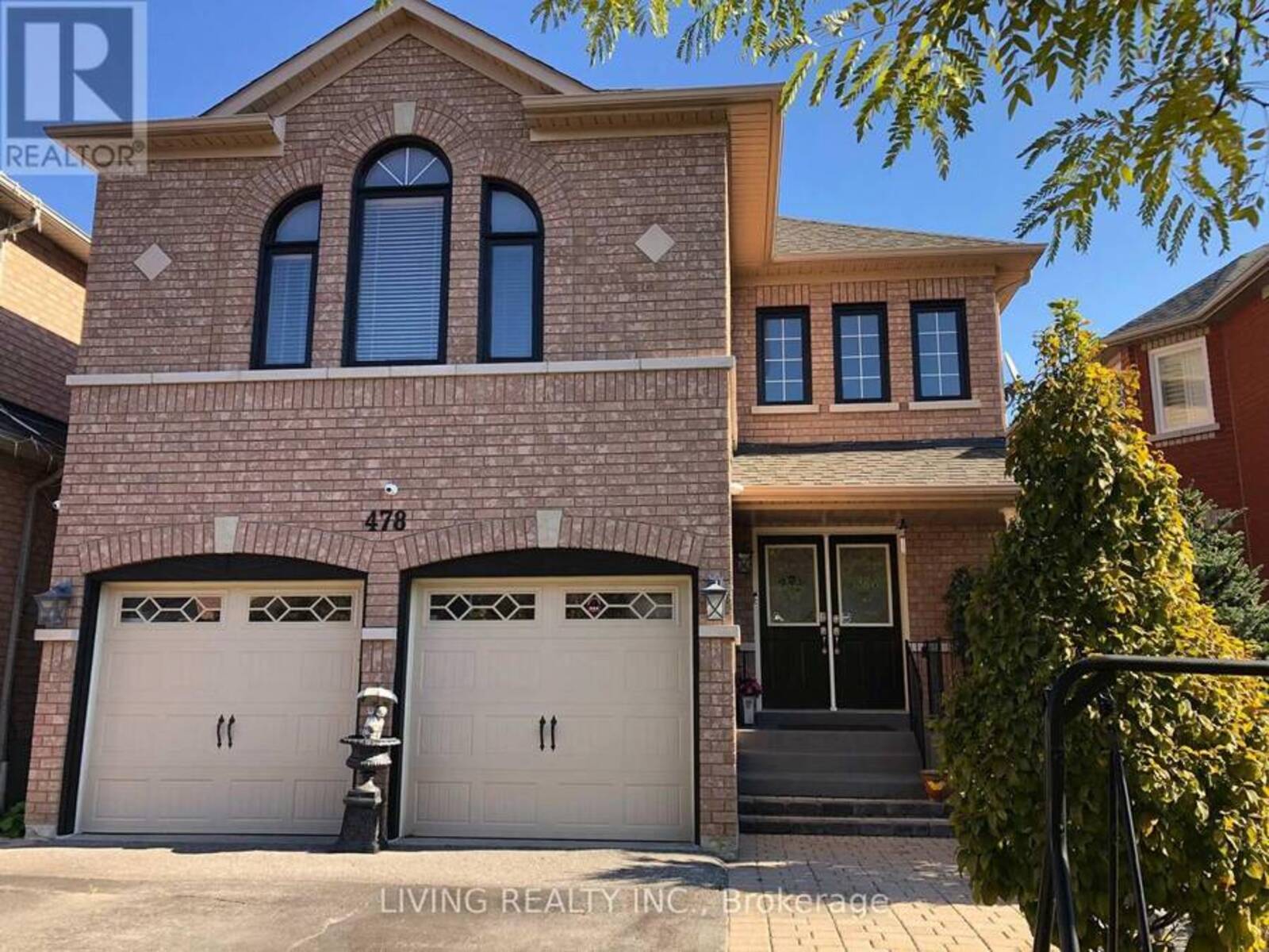 478 SUMMERPARK CRESCENT, Pickering, Ontario L1V 7A8