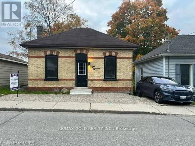 818 JAMES STREET Woodstock Ontario, N4S 1R8