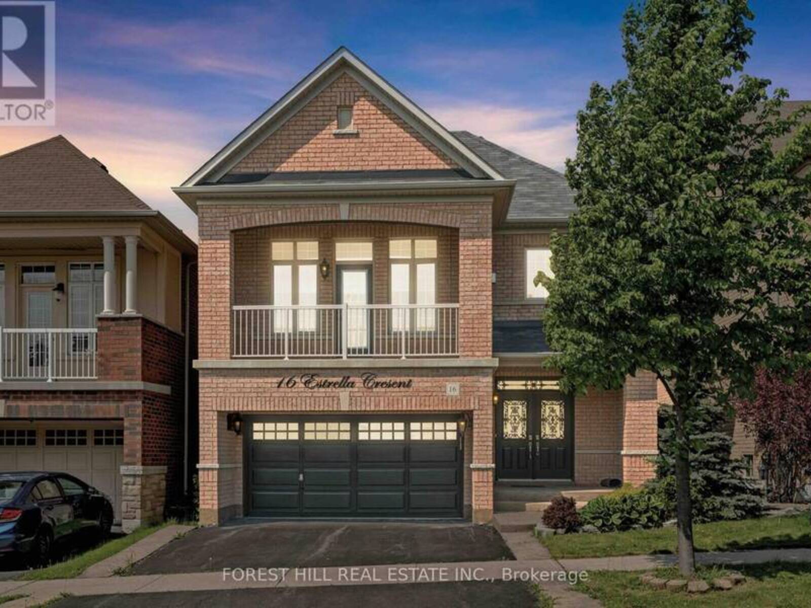 16 ESTRELLA CRESCENT, Richmond Hill, Ontario L4E 0S3