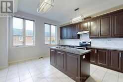 10 HYDERABAD LANE | Markham Ontario | Slide Image Sixteen