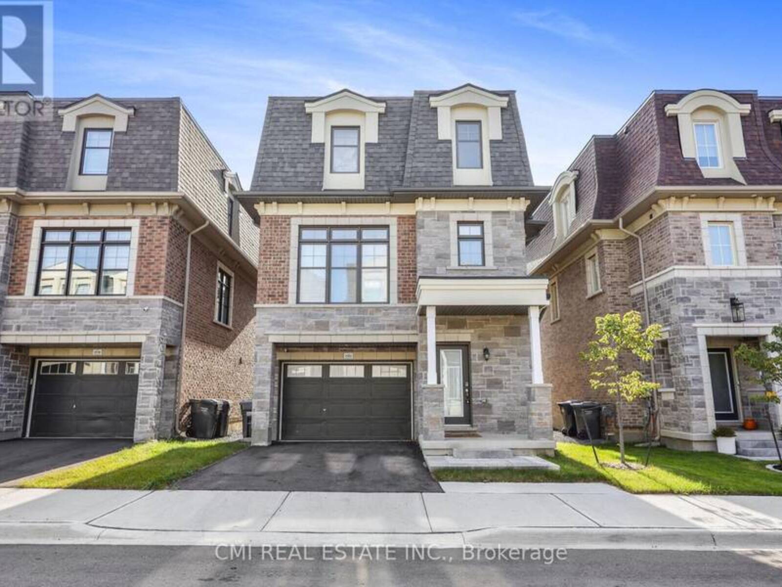 2122 ROYAL GALA CIRCLE, Mississauga, Ontario L4Y 0H2