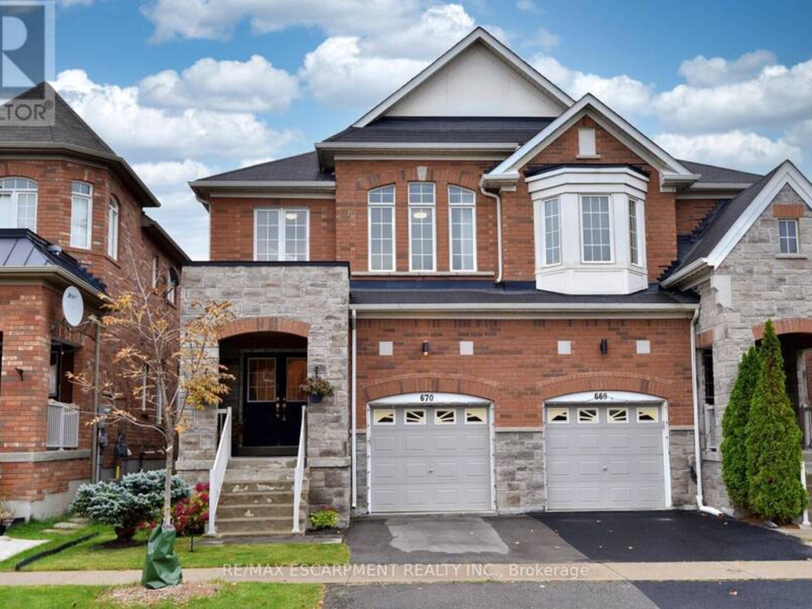 670 LOTT CRESCENT, Milton, Ontario L9T 7P6