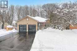 72 OXLEY DRIVE | Penetanguishene Ontario | Slide Image One