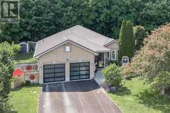 72 OXLEY DRIVE | Penetanguishene Ontario | Slide Image Two