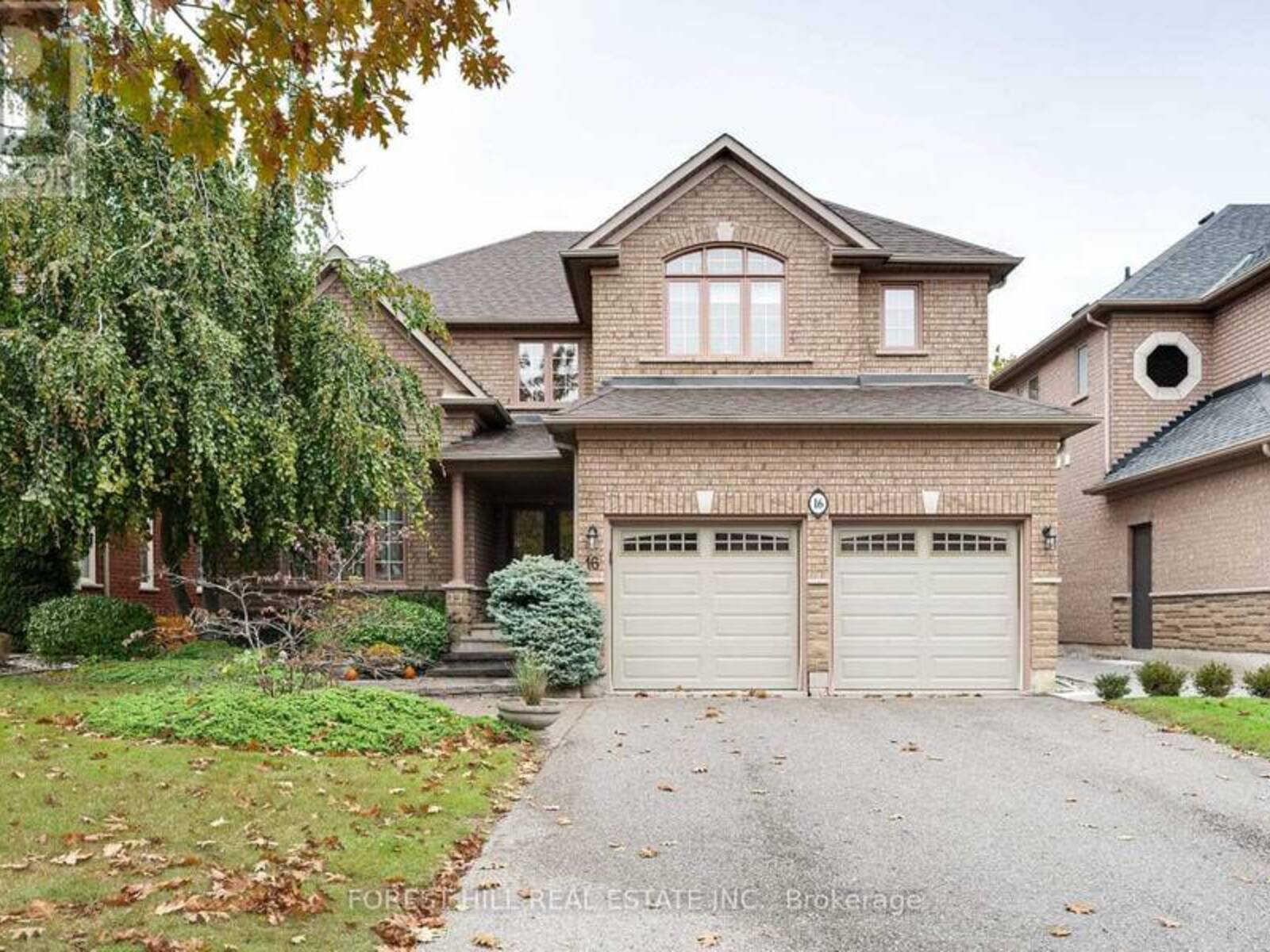 16 WINTERPORT COURT, Richmond Hill, Ontario L4C 9V6