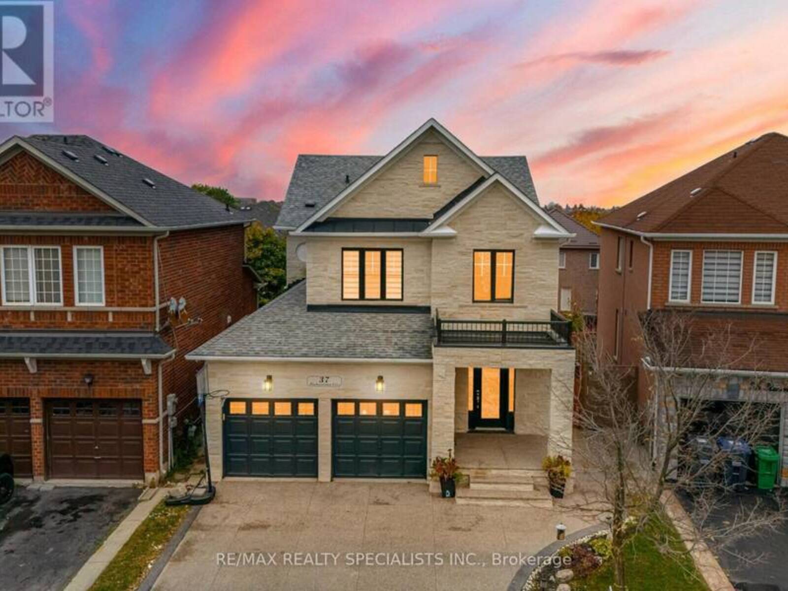 37 HARBOURTOWN CRESCENT, Brampton, Ontario L6V 4P6