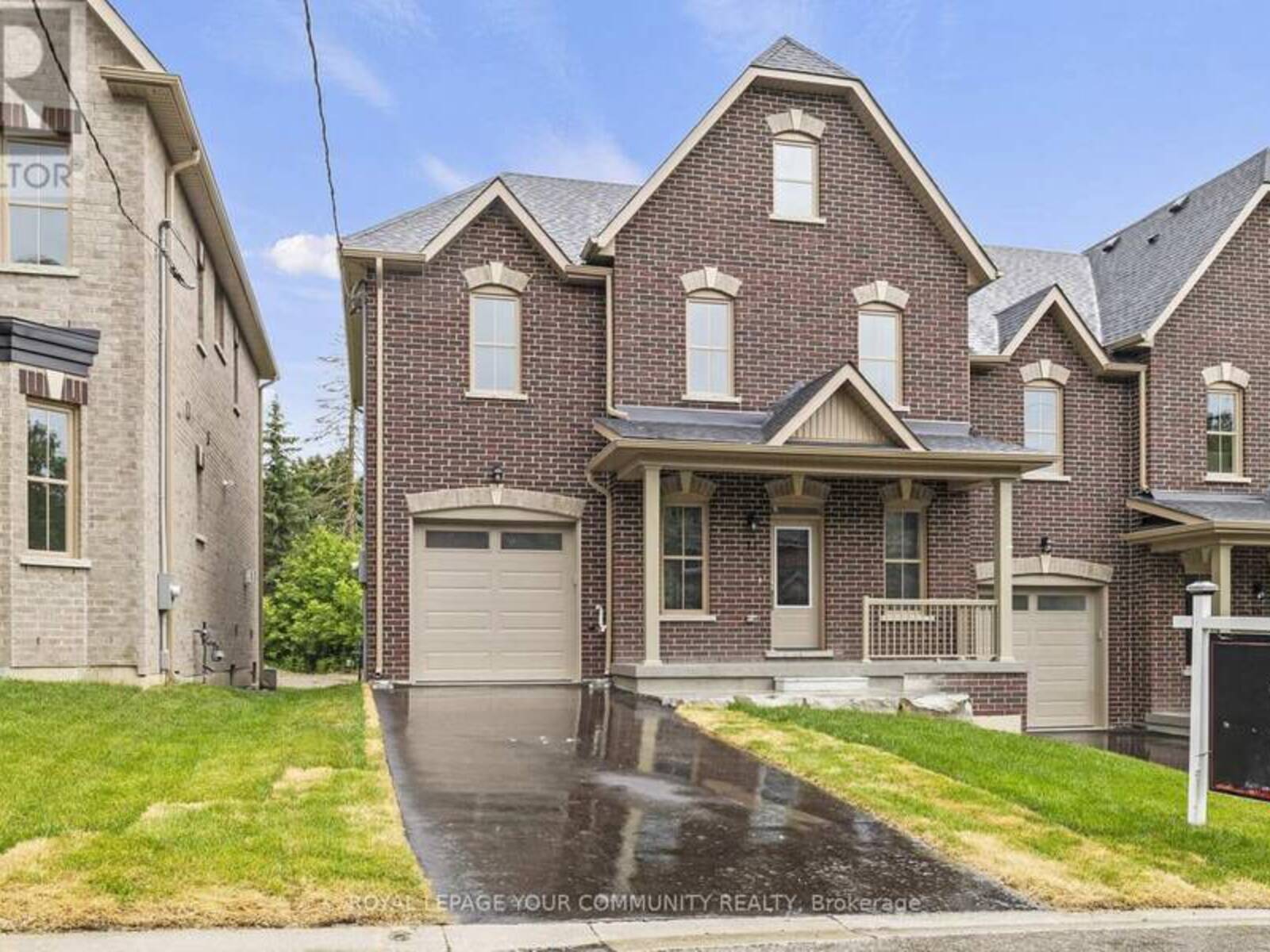 14 DEER PARK LANE, Markham, Ontario L3P 2B5