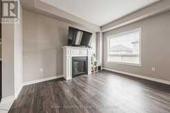 208 LORMONT BOULEVARD | Hamilton Ontario | Slide Image Nine