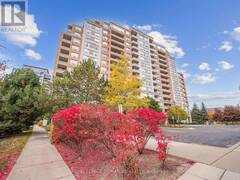 502 - 9 NORTHERN HTS DRIVE Richmond Hill Ontario, L4B 4M5