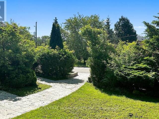 2 NEWMAN AVENUE W Richmond Hill Ontario, L4E 3E4