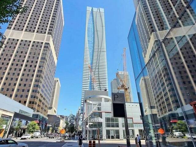 4707 - 1 BLOOR STREET E Toronto Ontario, M4W 1A9