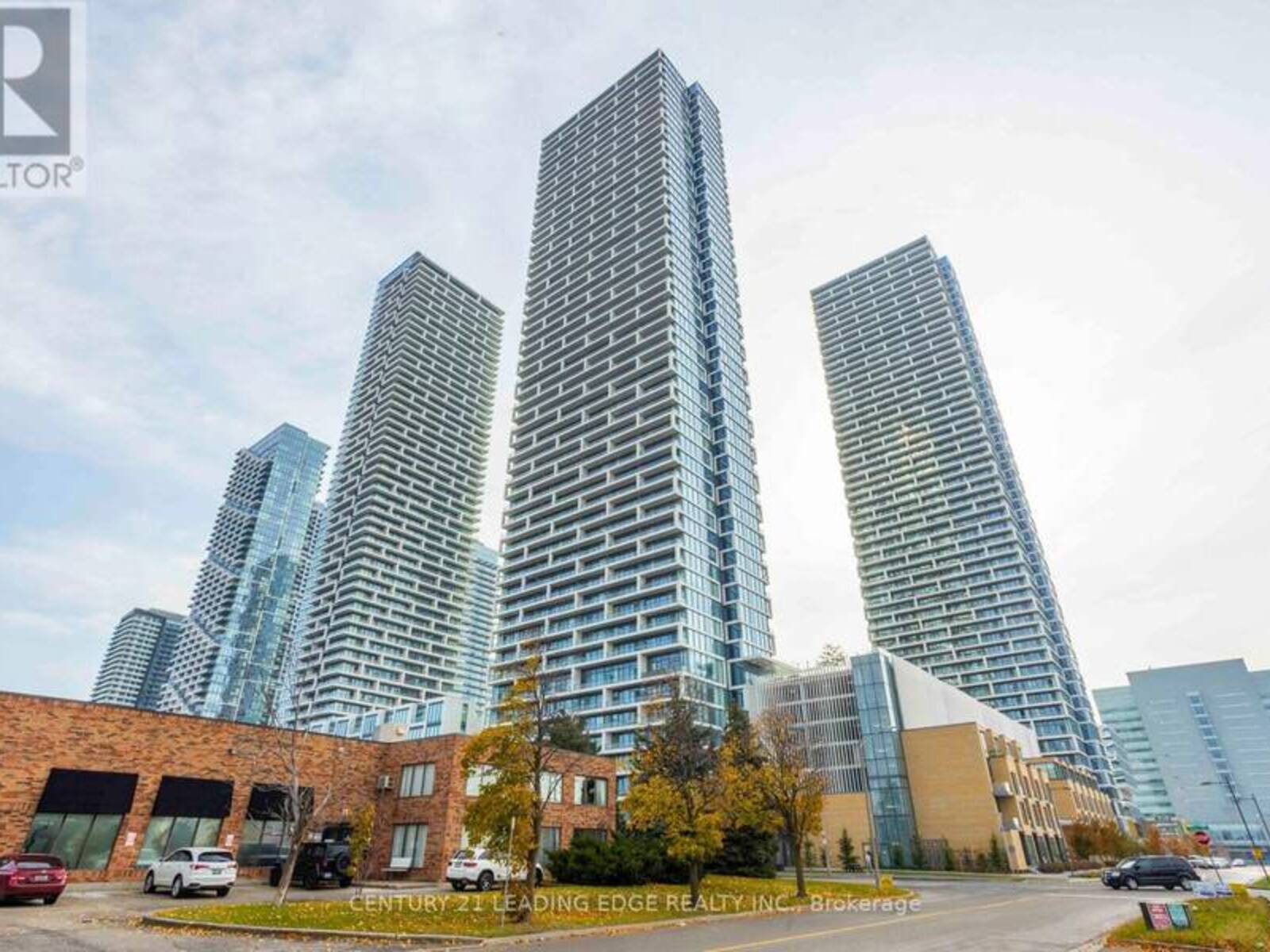 5001 - 898 PORTAGE PARKWAY, Vaughan, Ontario L4K 0J6