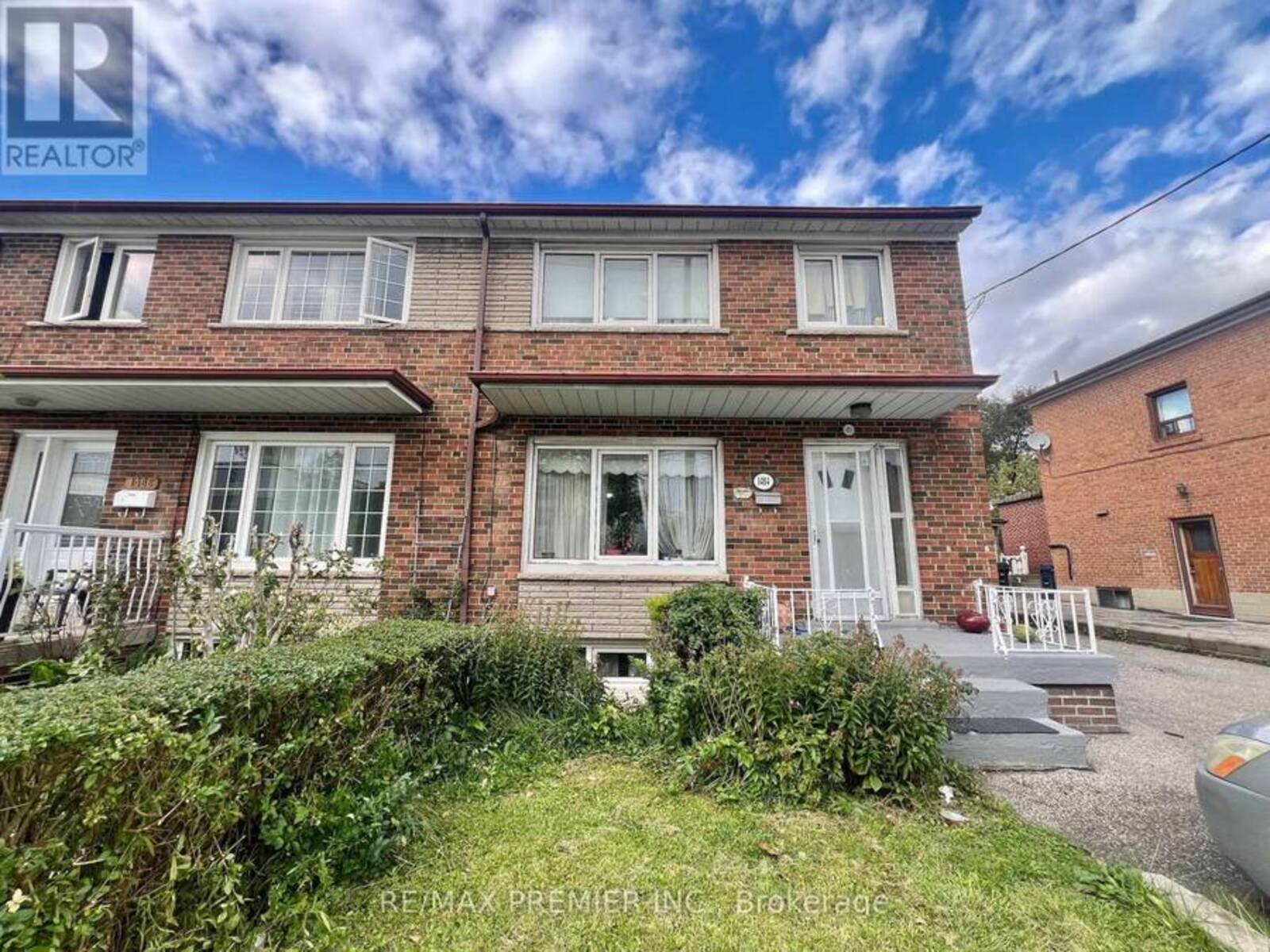 1484 WILSON AVENUE, Toronto, Ontario M3M 1J7