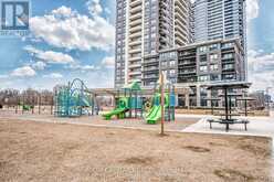 701 - 18 UPTOWN DRIVE | Markham Ontario | Slide Image Twenty-eight