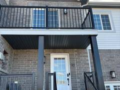 10 BROWN BEAR STREET Barrie Ontario, L9J 0H8