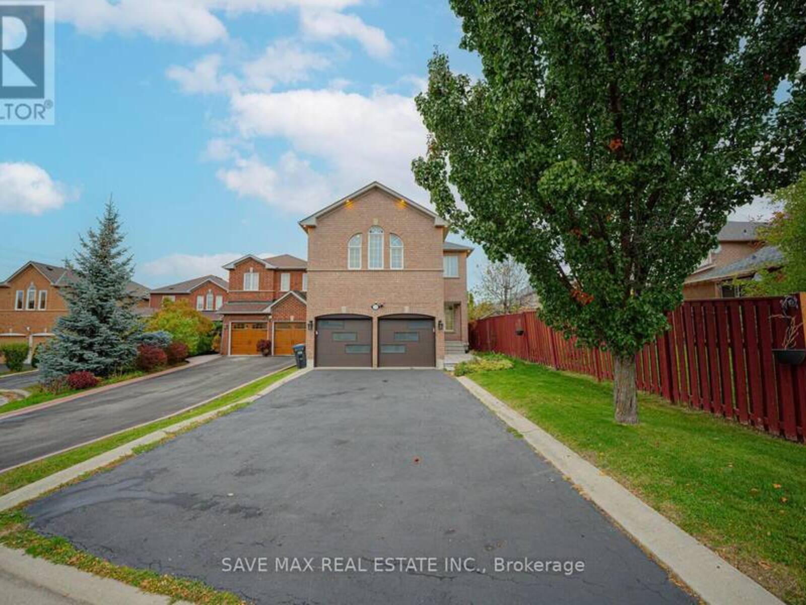 3191 OAKVIEW ROAD, Mississauga, Ontario L5N 7N9