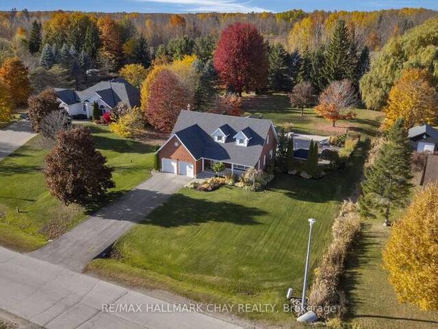 8 MARTINE CRESCENT Oro-Medonte Ontario, L0L 2L0