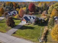 8 MARTINE CRESCENT Oro-Medonte Ontario, L0L 2L0