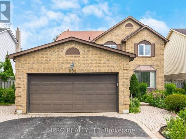 694 AMARETTO AVENUE Pickering Ontario, L1X 1L6