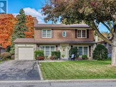 42 SUMMERSIDE CRESCENT Toronto Ontario, M2H 1X1