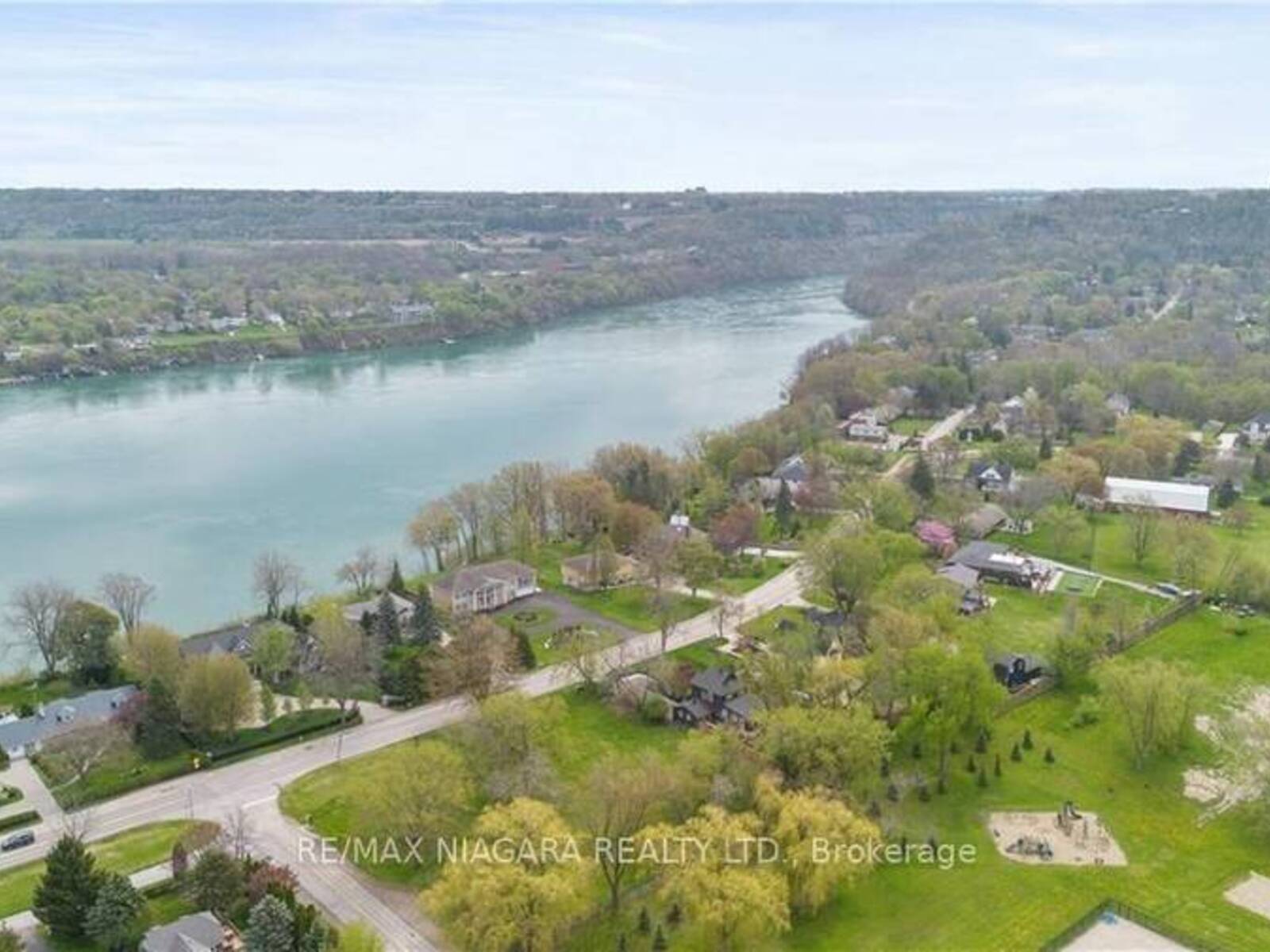 14662 NIAGARA RIVER PARKWAY, Niagara-on-the-Lake, Ontario L0S 1J0