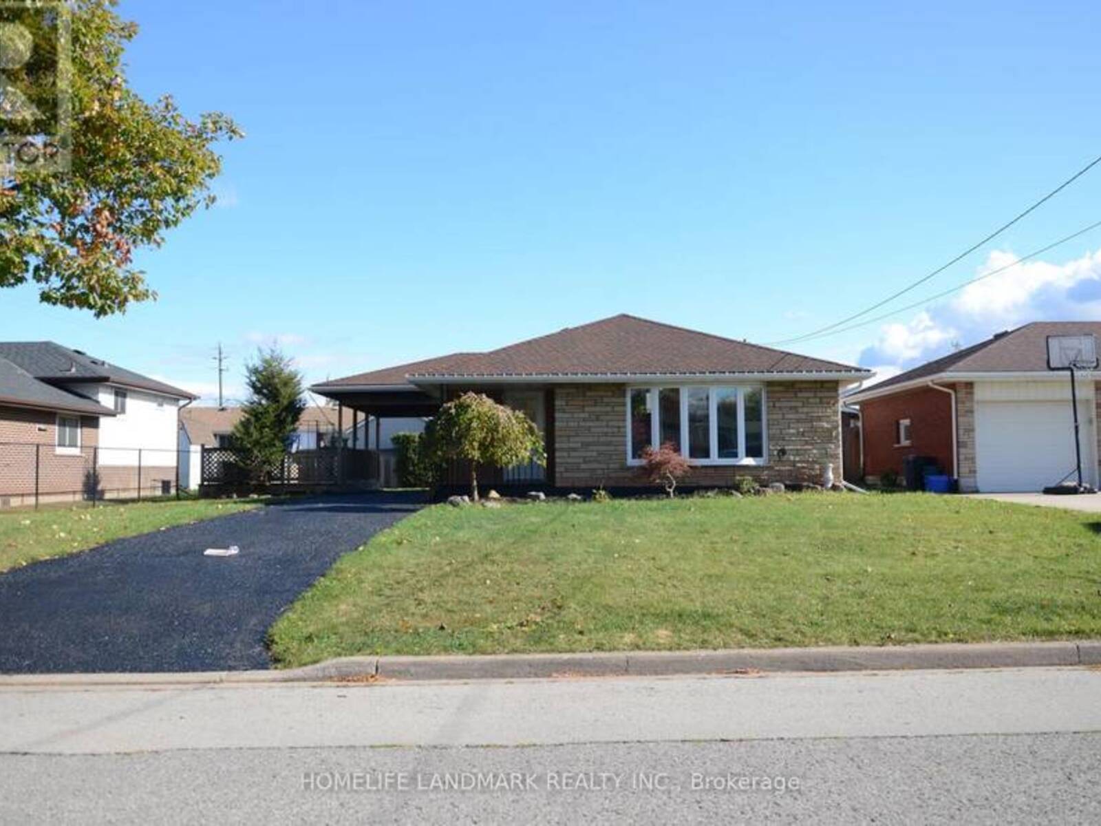 45 LORNE AVENUE, Grimsby, Ontario L3M 2H9