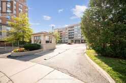 208 - 19 NORTHERN HEIGHTS DRIVE | Richmond Hill Ontario | Slide Image Three