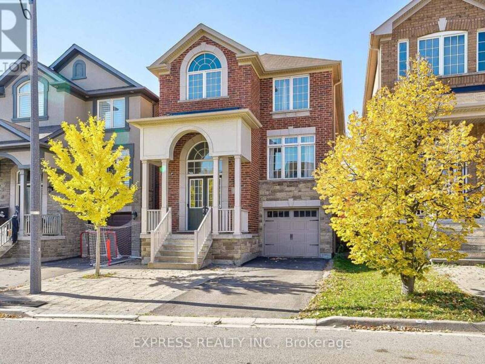 18 GIVON STREET, Vaughan, Ontario L6A 4L9