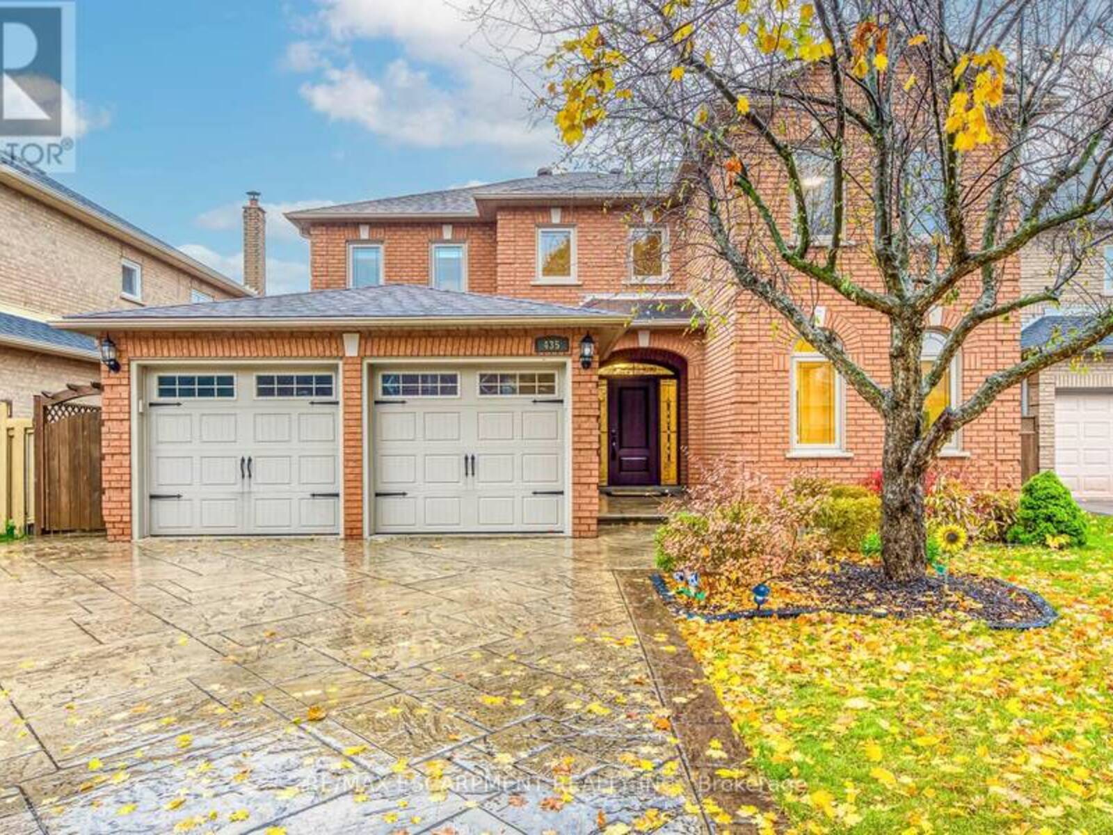 435 MARCH CRESCENT, Oakville, Ontario L6H 5X7