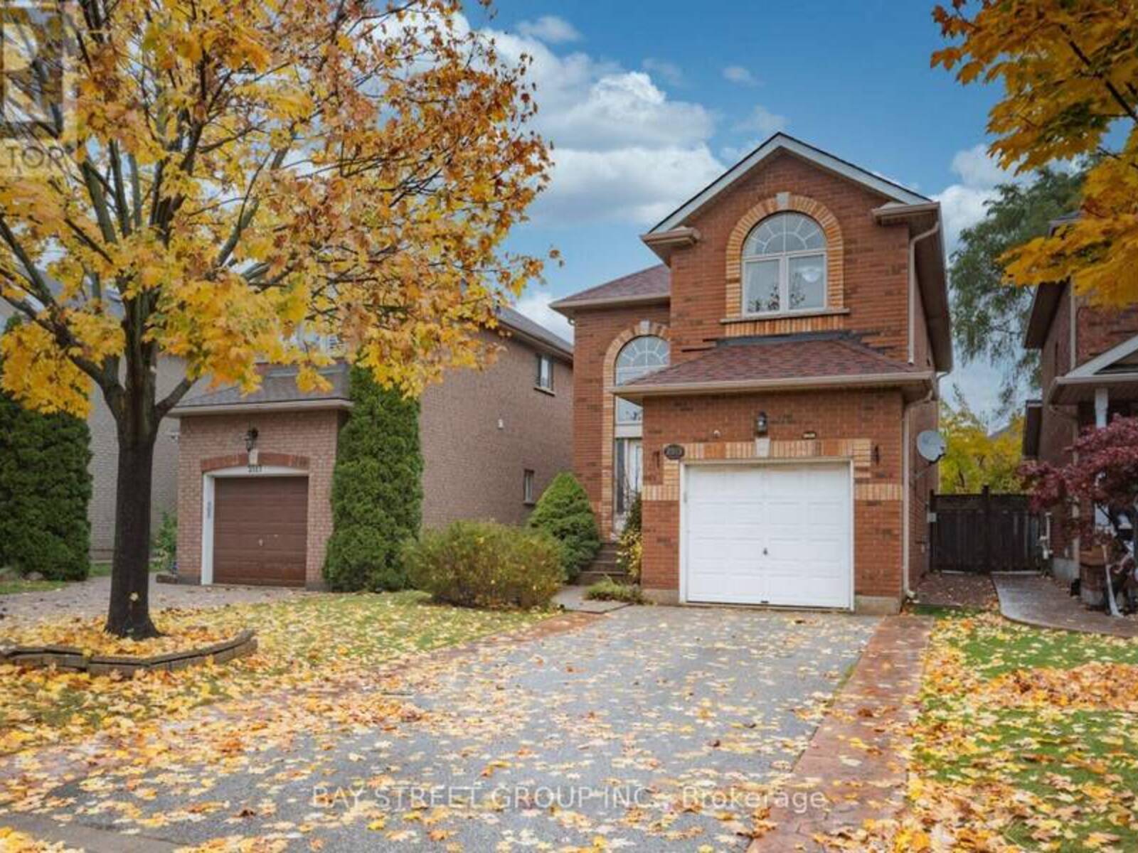 2513 LONGRIDGE CRESCENT, Oakville, Ontario L6H 6S2