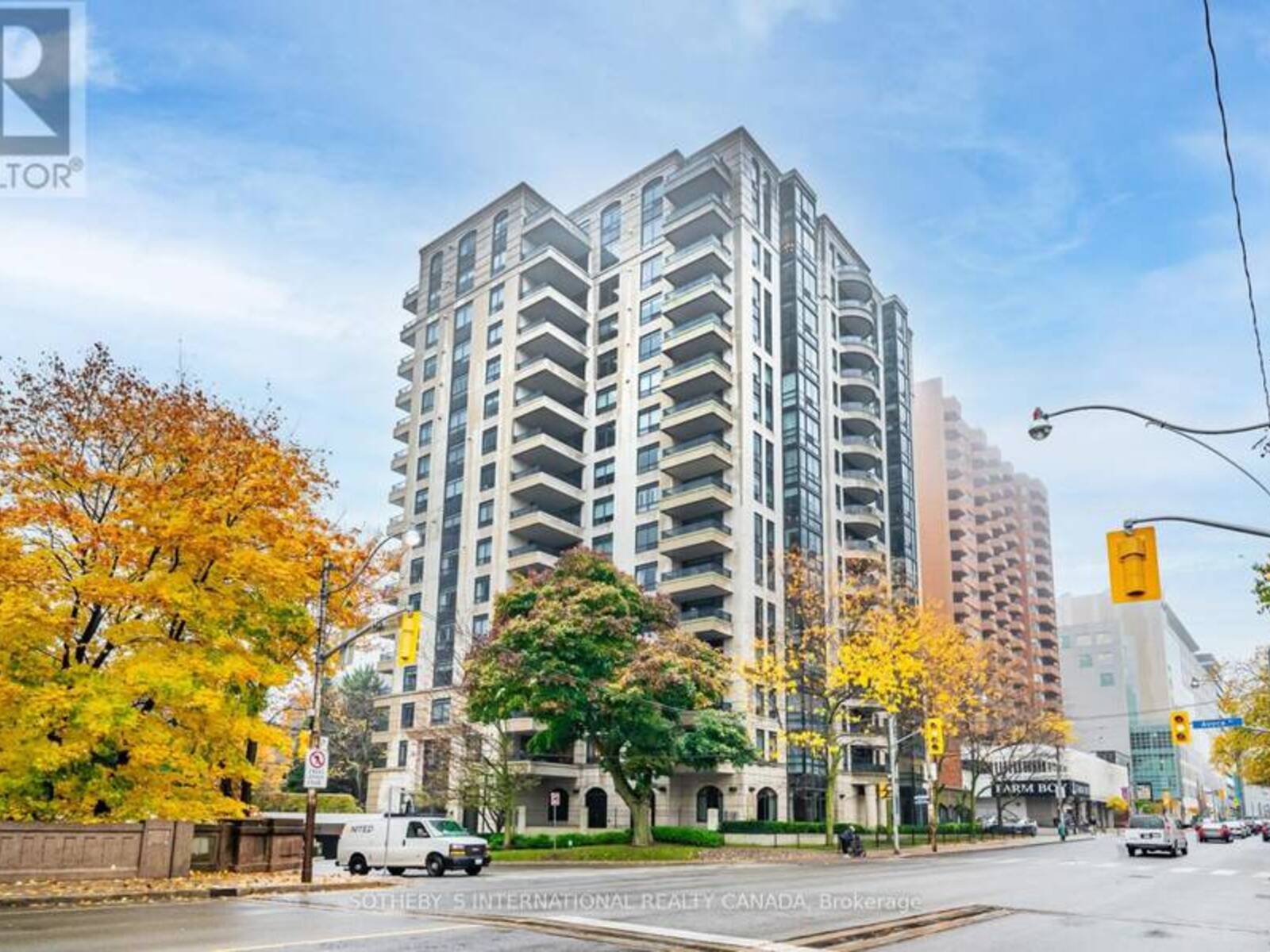 704 - 38 AVOCA AVENUE, Toronto, Ontario M4T 2B9