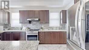 5 WELLMAN DRIVE | Richmond Hill Ontario | Slide Image Nine