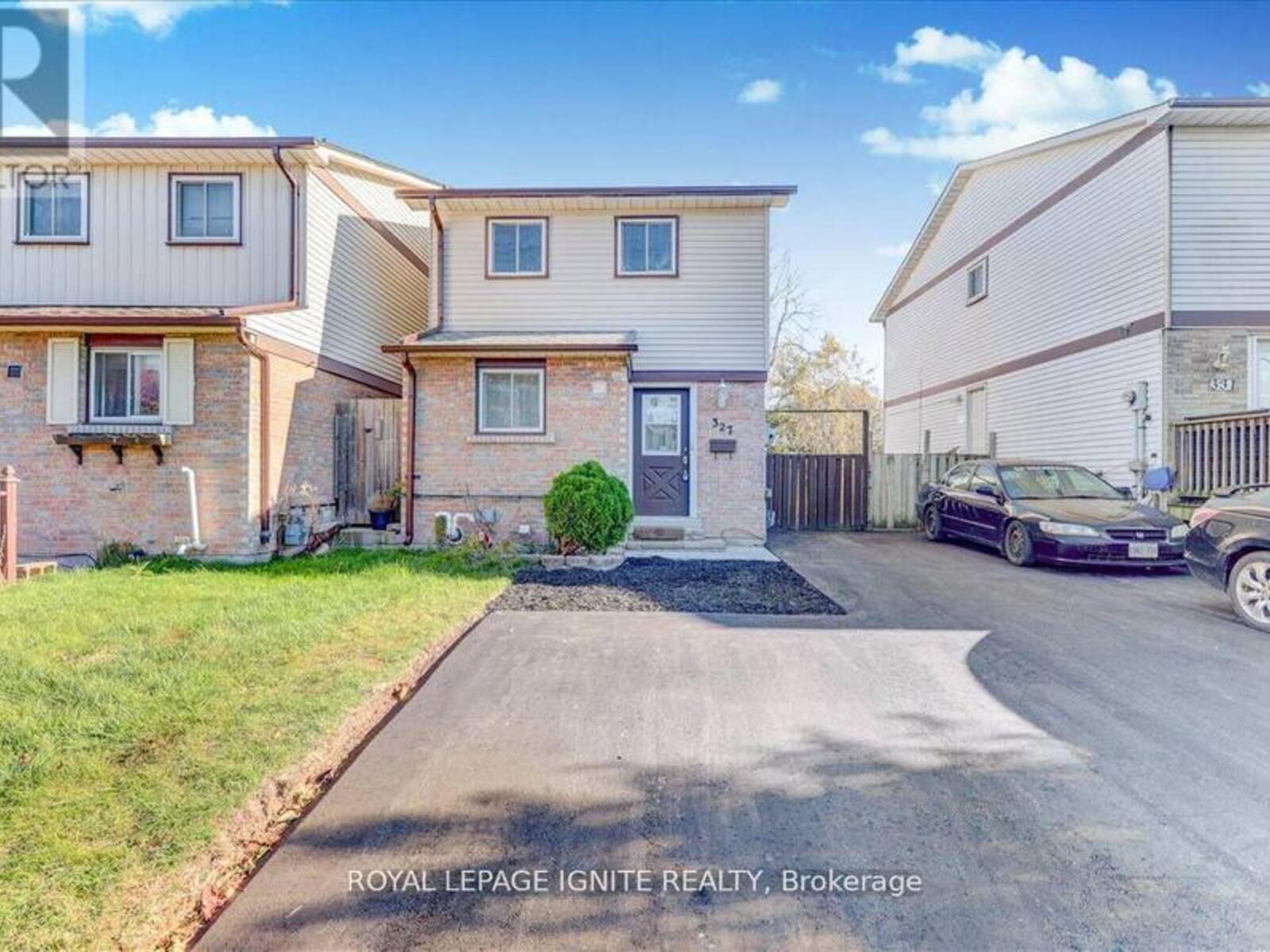 327 PHILLIP MURRAY AVENUE, Oshawa, Ontario L1J 1H1