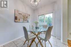 21 DEBONAIR DRIVE | Richmond Hill Ontario | Slide Image Nine