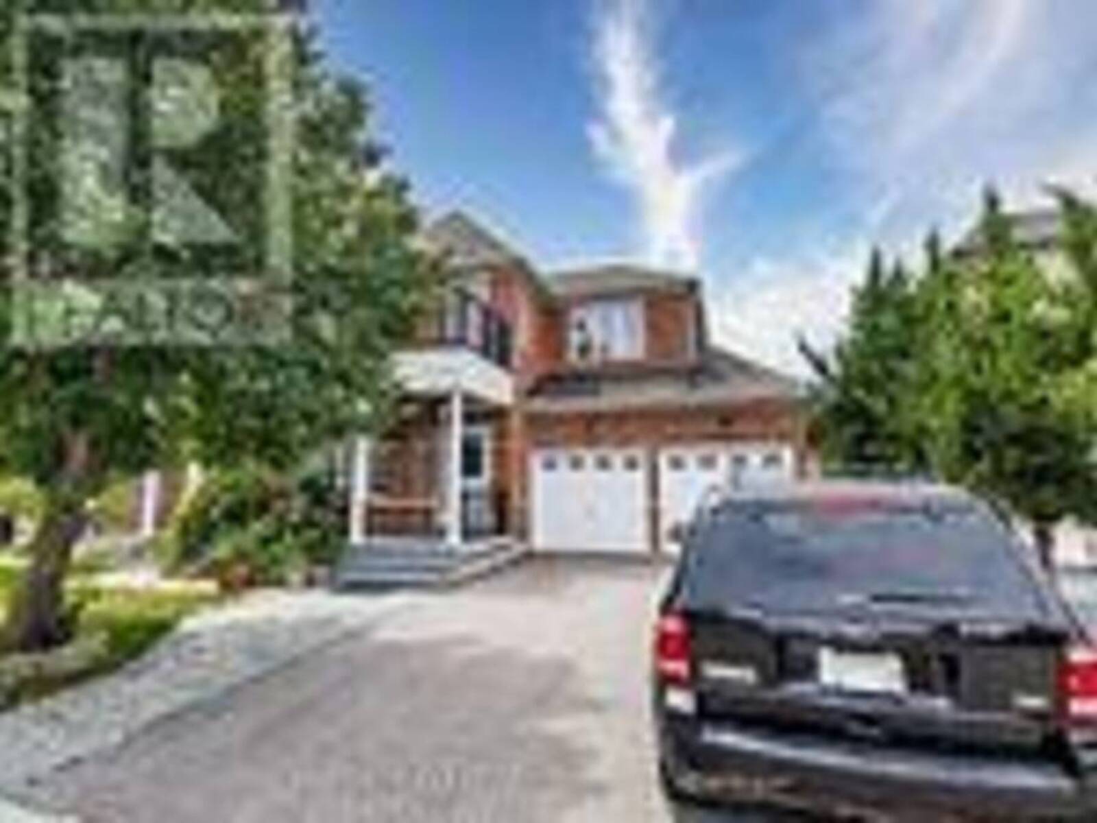 121 STONECHURCH CRESCENT, Markham, Ontario L6B 0J1