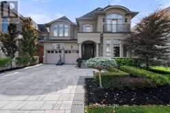 102 VINES PLACE | Aurora Ontario | Slide Image One