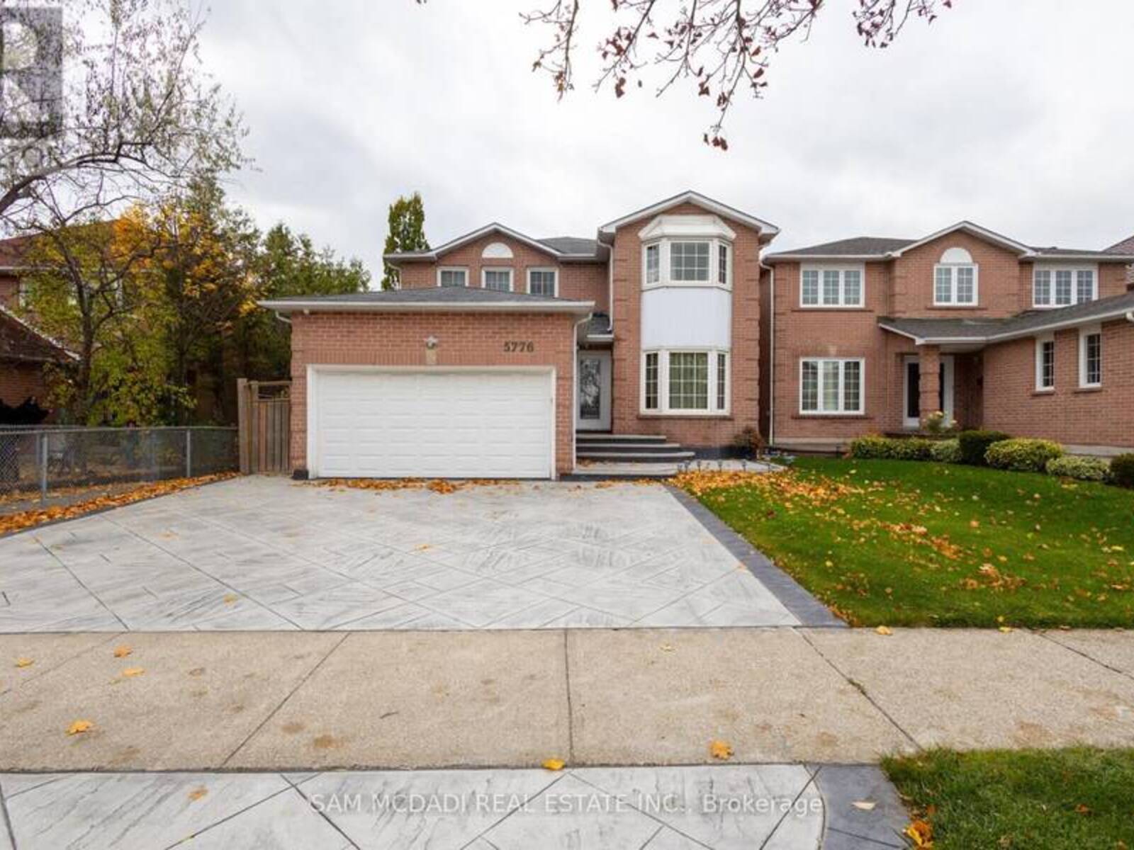 5776 INVERGORDON LANE, Mississauga, Ontario L5M 4T8