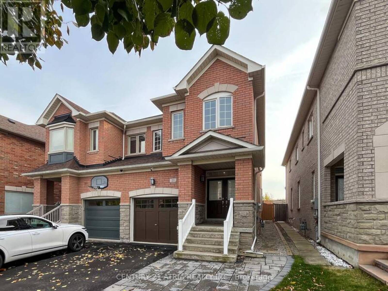 21 WESTOLIVIA TRAIL, Vaughan, Ontario L4J 0C1