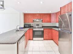 814 - 705 KING STREET W Toronto Ontario, M5V 2W8