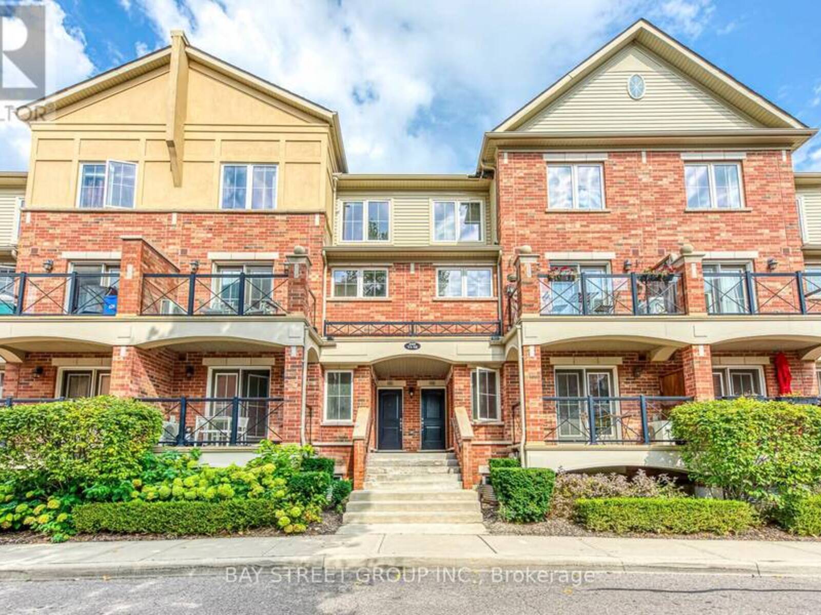 15 - 2450 POST ROAD, Oakville, Ontario L6H 0J2