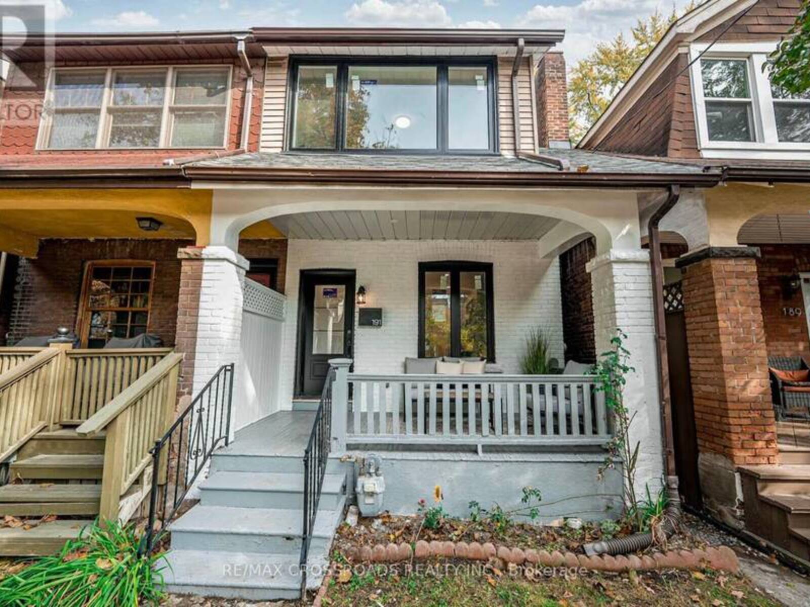 191 PARKMOUNT ROAD, Toronto, Ontario M4J 4V5