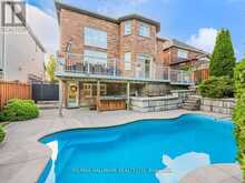 37 RED CARDINAL TRAIL | Richmond Hill Ontario | Slide Image Nine