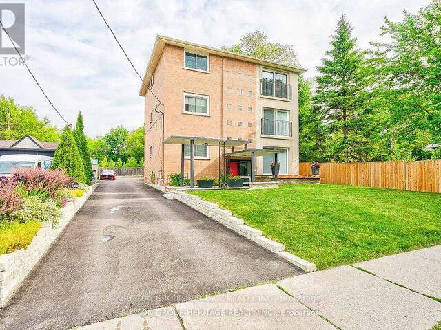 10 LINCOLN STREET Ajax Ontario, L1S 6C8