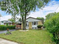 56 CARSLAKE CRESCENT Toronto Ontario, M1J 2A7