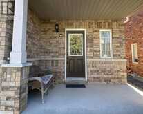 208 PENNDUTCH CIRCLE | Whitchurch-Stouffville Ontario | Slide Image Two