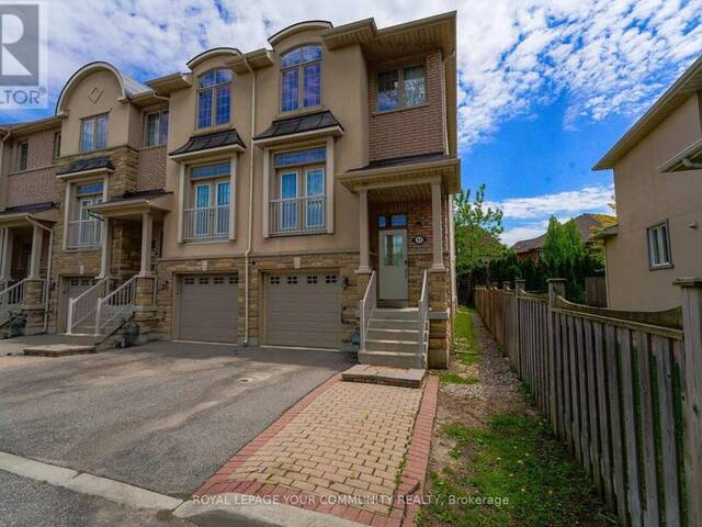 11 - 9205 BATHURST STREET Richmond Hill Ontario, L4C 0V9