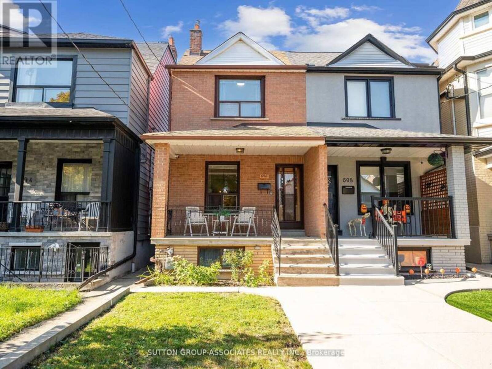 696 CRAWFORD STREET, Toronto, Ontario M6G 3K2