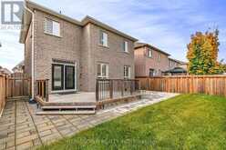 85 WYNDHAM CIRCLE | Georgina Ontario | Slide Image Thirty-one