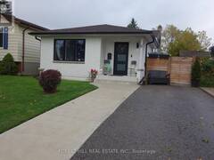 6 LESLIE DRIVE Collingwood Ontario, L9Y 4P2